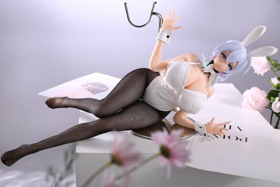 Yukino-Mifuyu-2ft1-65cm-Tiny-Silicone-Sex-Doll-With-BJD-Head-6