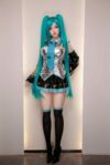 Hatsune-Miku-Japanese-Anime-Celebrity-Sex-Doll-11