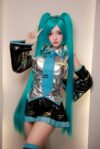 Hatsune-Miku-Japanese-Anime-Celebrity-Sex-Doll-9