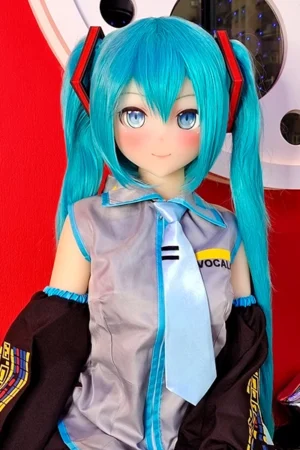Miku-seksi-nukke-4