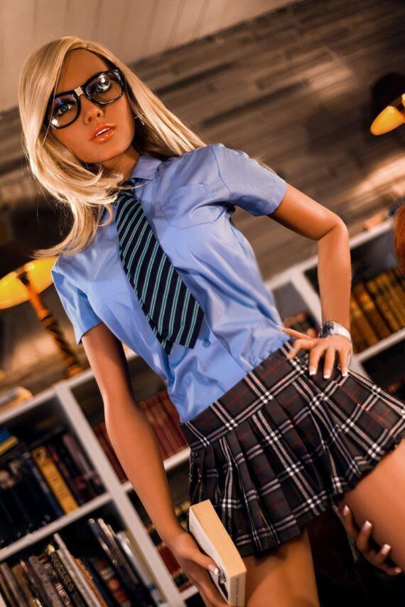 AubreyBlondeSexDoll6