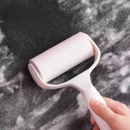 Handheld-Sticky-Hair-Roller-1