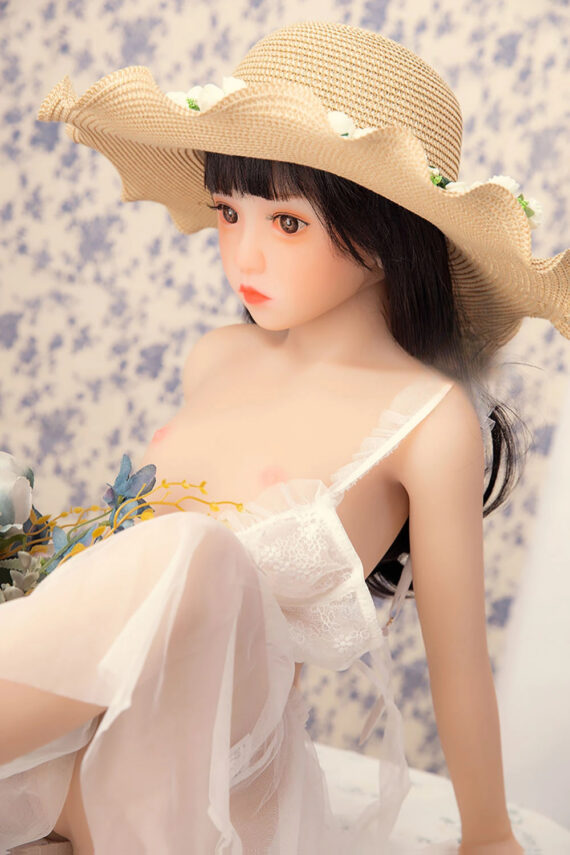 4-Minori-Flat-Chest-Cute-Japanese-Sex-Doll
