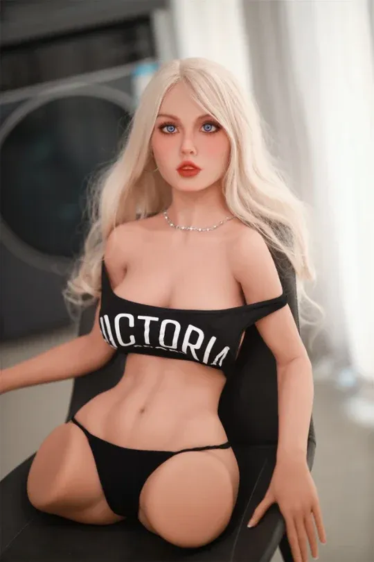 lrmy-Blonde-Lifelike-Torso-Sex-Doll-with-Head-11