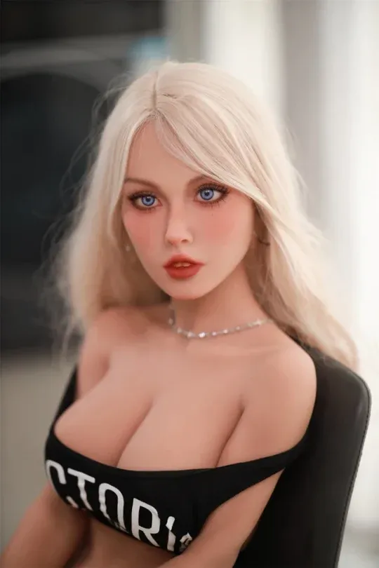 lrmy-Blonde-Lifelike-Torso-Sex-Doll-with-Head-8