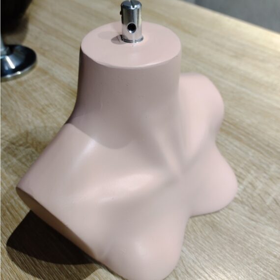 sex-doll-head-stand-1