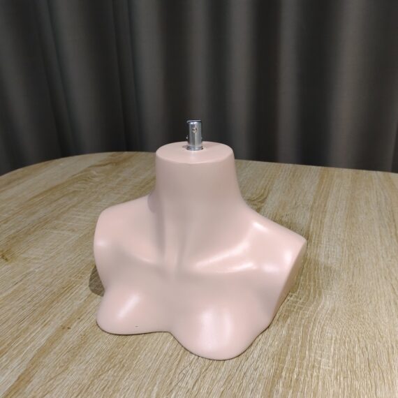 sex-doll-head-stand-3