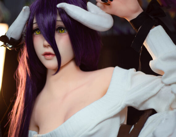 4-Albedo-Sex-Doll-1