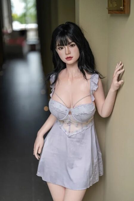 Dunn-Chinese-Best-Lifelike-Sex-Doll-171cm5ft7-2