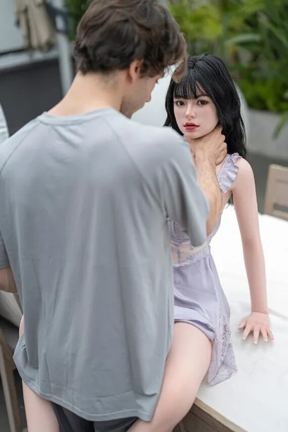 Dunn-Chinese-Best-Lifelike-Sex-Doll-171cm5ft7-8