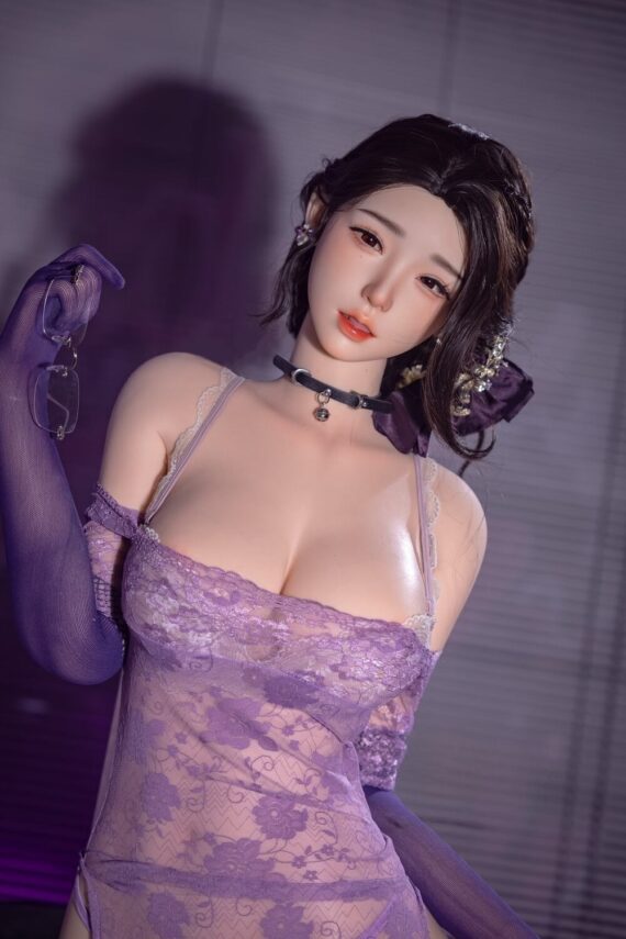 Chuyue-Aihgao-Face-Sexy-Sex-Doll-with-Silicone-Head-5