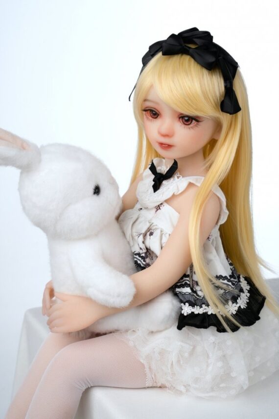 Clover-2ft680cm-big-eyes-petite-sex-doll-with-blonde-hair-8