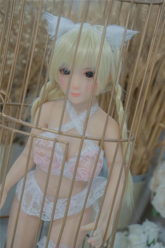 Lumi-2ft680cm-blonde-small-sex-doll-3
