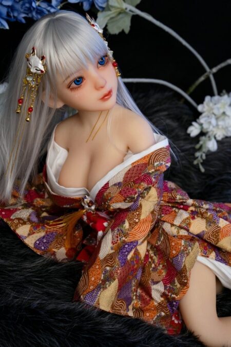 Plum-2ft680cm-japanese-tiny-sex-doll-with-silver-hair-3
