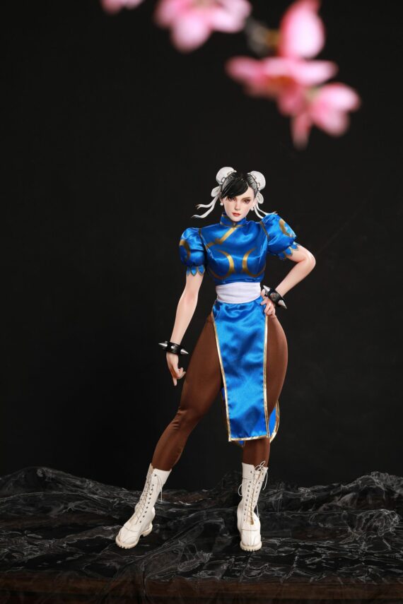 Chun-Li-21-64-cm-Lifelike-Muscle-Sex-Doll-3-scaled-1