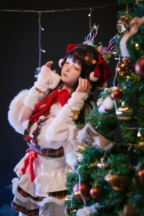 Bruce-Asian-Christmas-Eye-closed-Sex-Doll-148-15