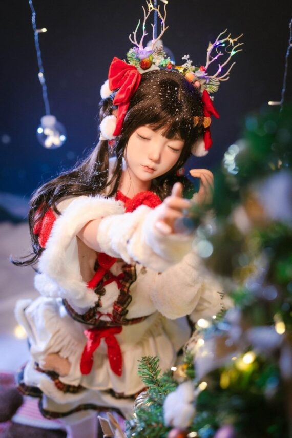 Bruce-Asian-Christmas-Eye-closed-Sex-Doll-148-17