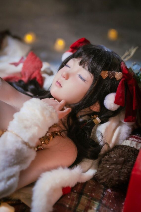 Bruce-Asian-Christmas-Eye-closed-Sex-Doll-148-19
