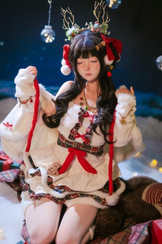 Bruce-Asian-Christmas-Eye-closed-Sex-Doll-148-22