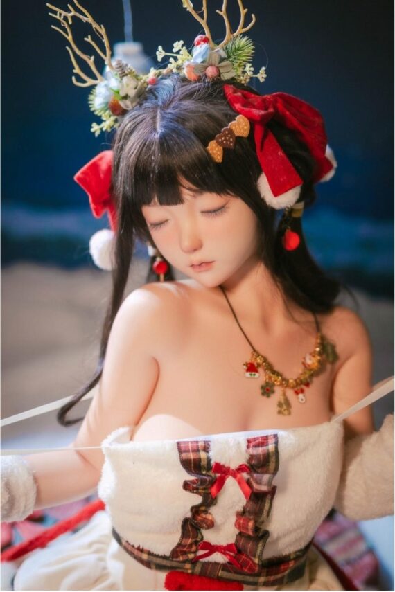 Bruce-Asian-Christmas-Eye-closed-Sex-Doll-148-3