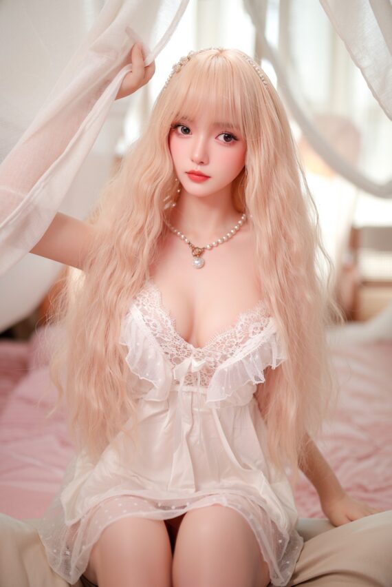 Clayton-Blonde-Aisan-Sex-Doll-with-Big-breasts-2